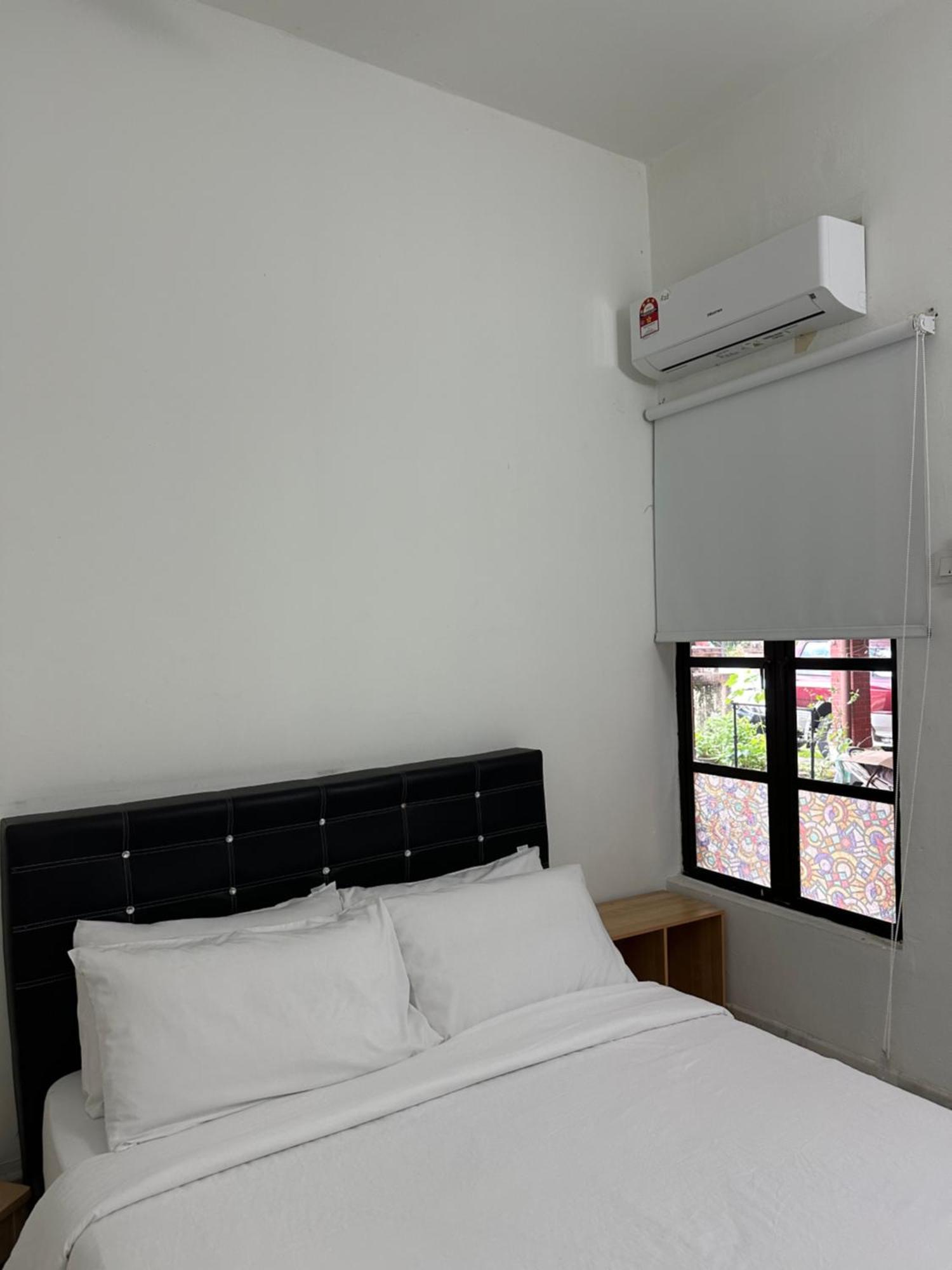 Desa Damai Fully Air Cond And Self Check In #7 Pax Apartamento Kuala Lumpur