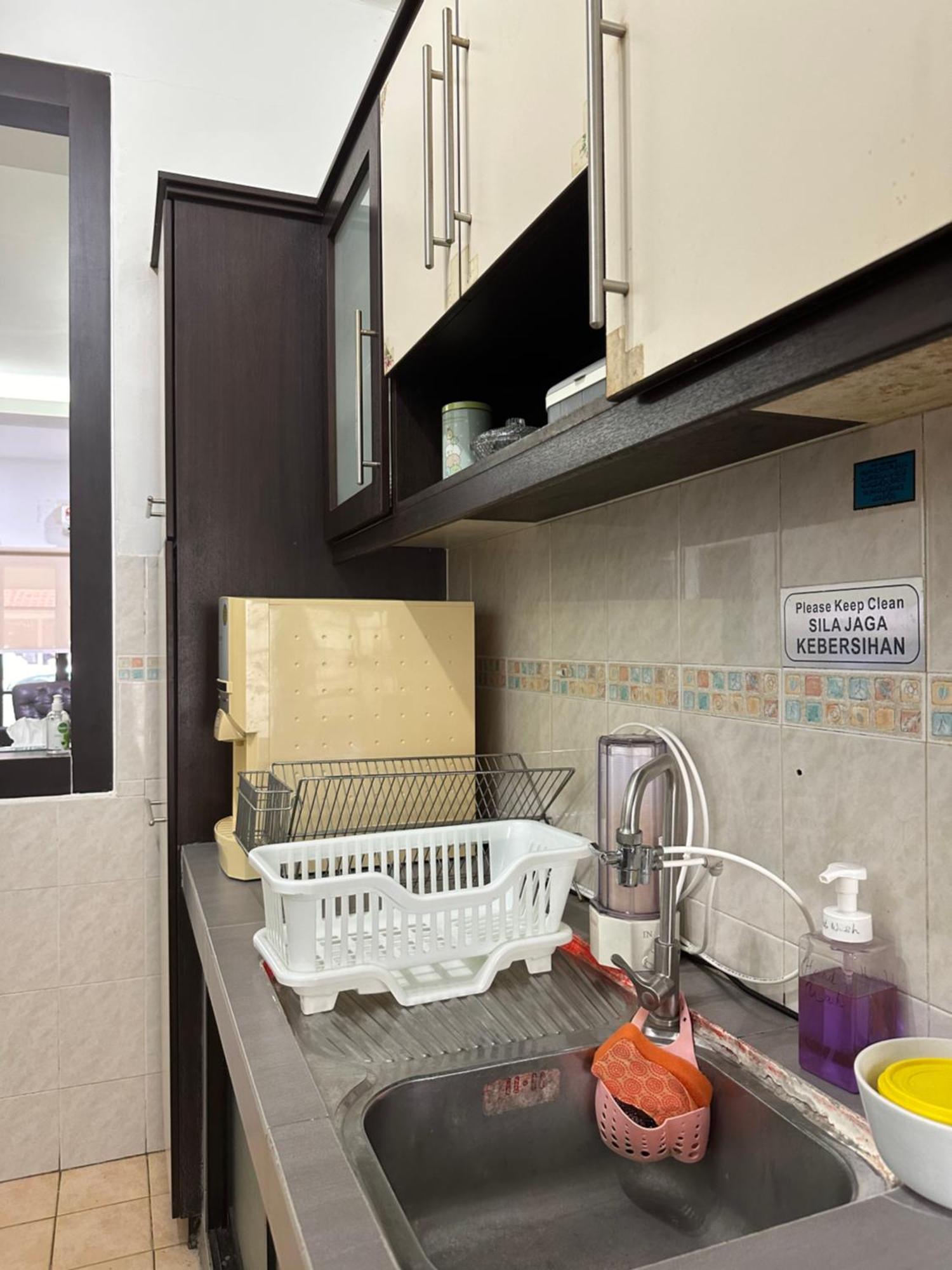 Desa Damai Fully Air Cond And Self Check In #7 Pax Apartamento *